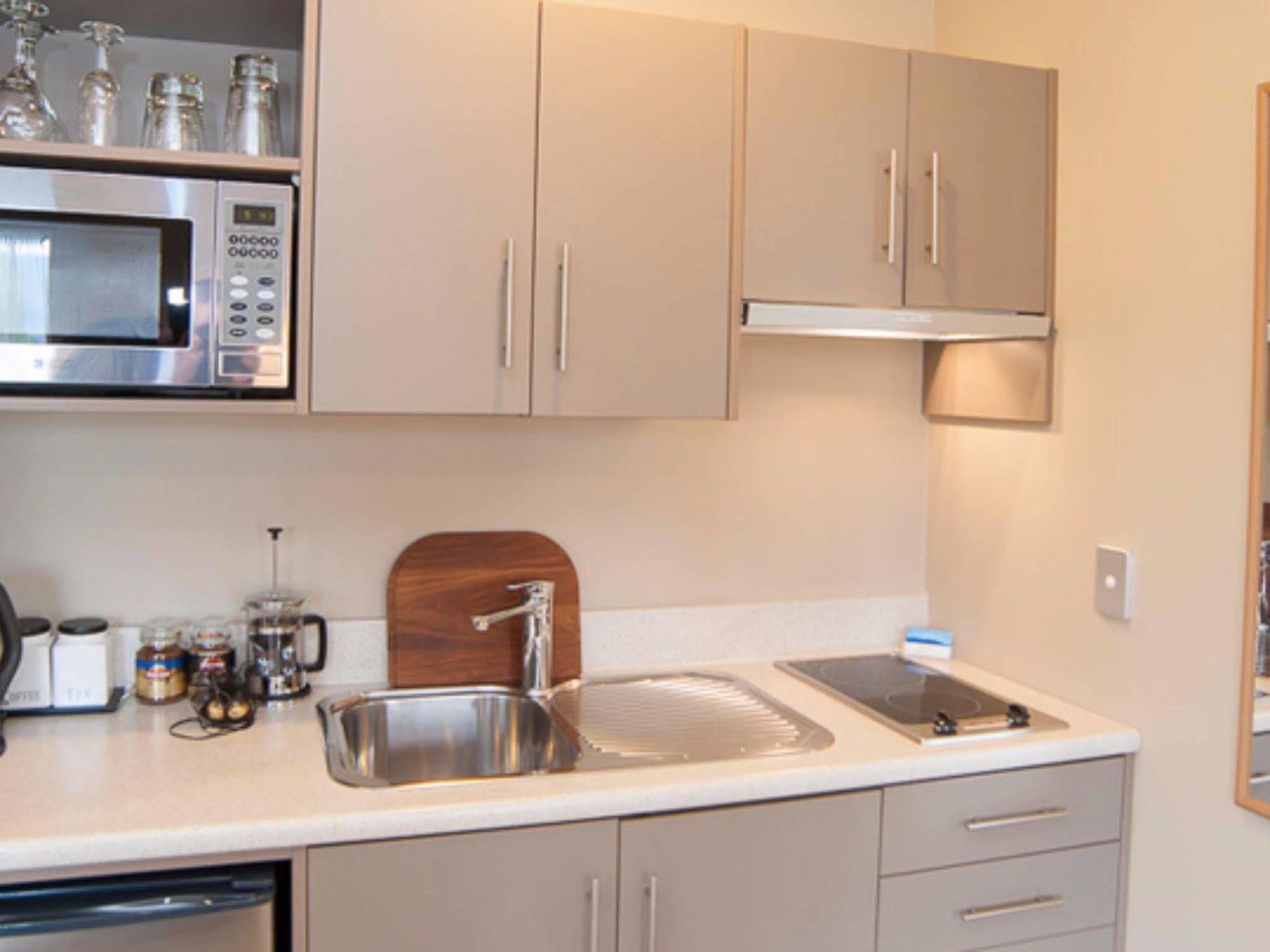 Blue Ridge Studios And Bed & Breakfast Те Анау Екстериор снимка